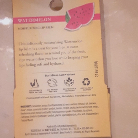 Burt's Bees Lip Balm - Picture 3 of 5